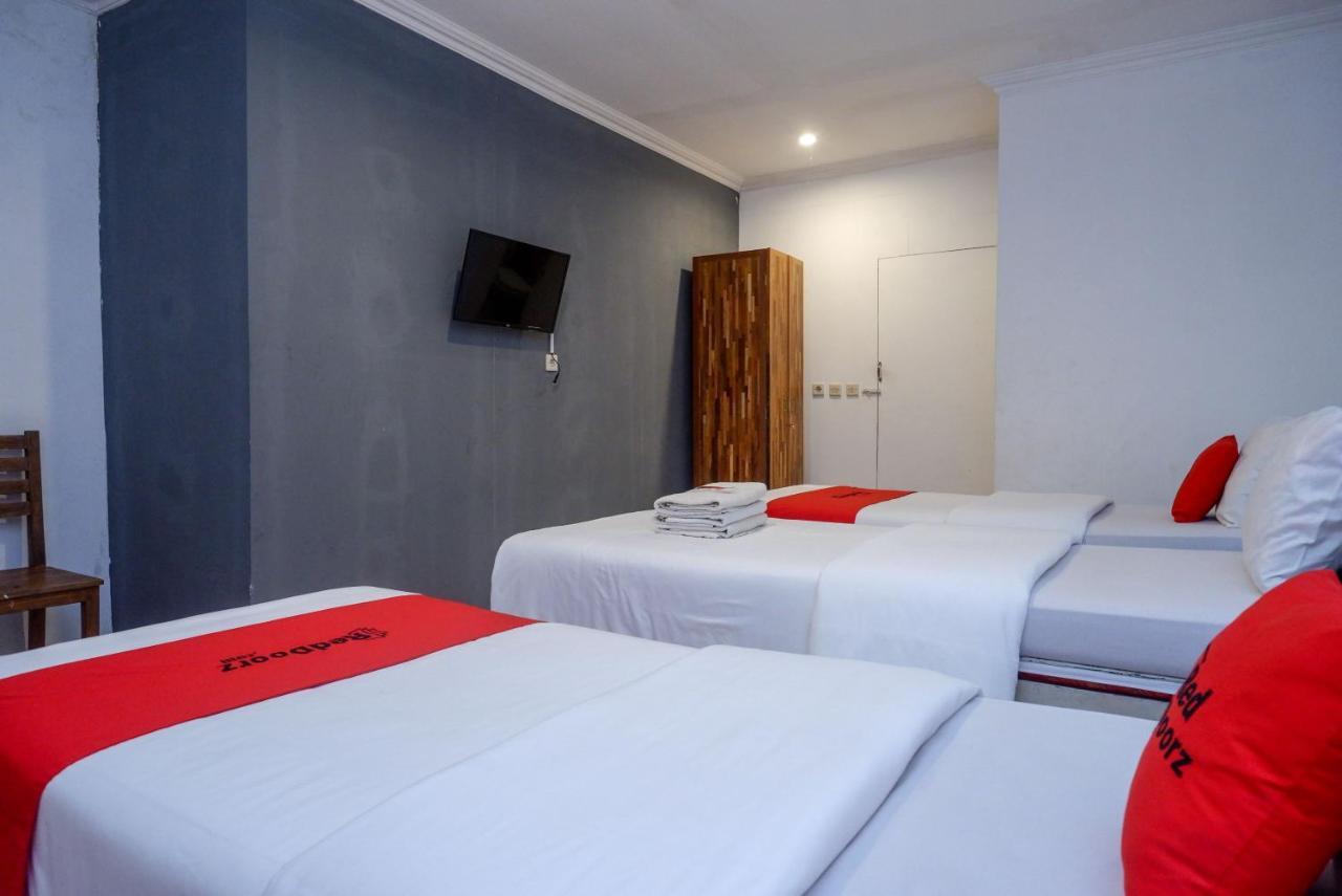 Reddoorz Syariah Near Plengkung Gading 2 Hotel Yogyakarta Eksteriør billede