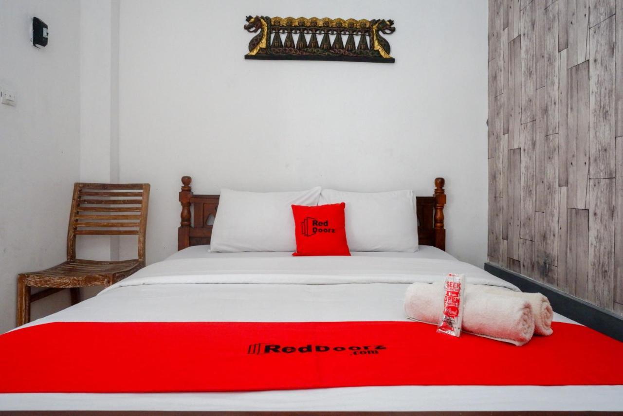 Reddoorz Syariah Near Plengkung Gading 2 Hotel Yogyakarta Eksteriør billede